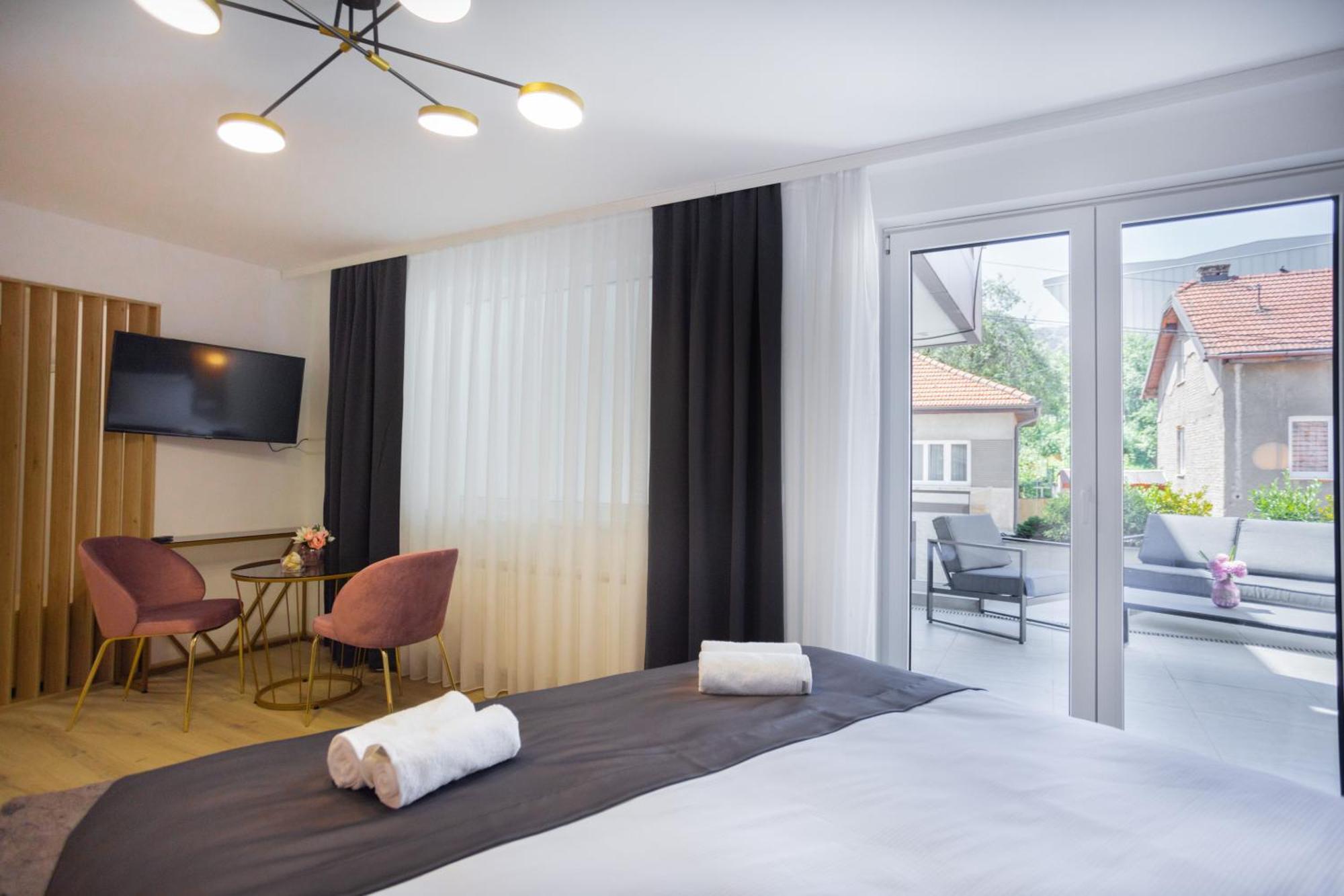 Апартаменти Happy House Old Town Luxury Сараєво Екстер'єр фото